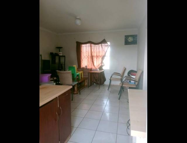 2 BEDROOM APARTMENT FOR SALE IN RIVERSIDE VIEW